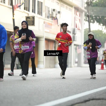 Runner Photo 5874724