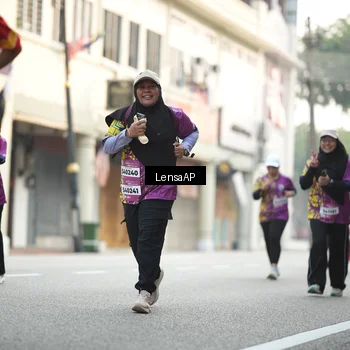 Runner Photo 5874737