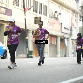 Runner Photo 5874759