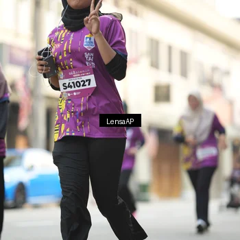 Runner Photo 5874881