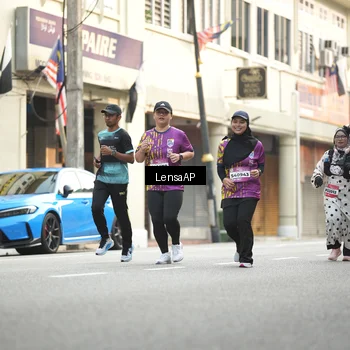 Runner Photo 5875004