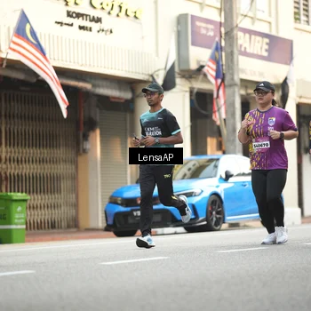 Runner Photo 5875012