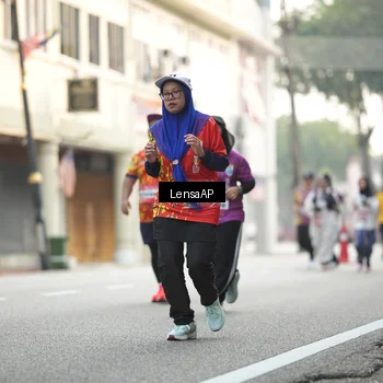 Runner Photo 5875017