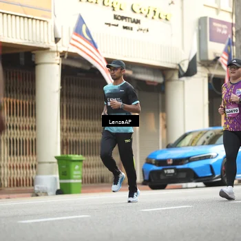 Runner Photo 5875022