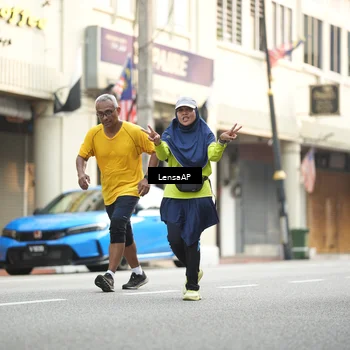 Runner Photo 5875069
