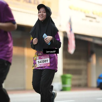 Runner Photo 5875074