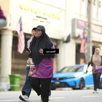 Runner Photo 5875119