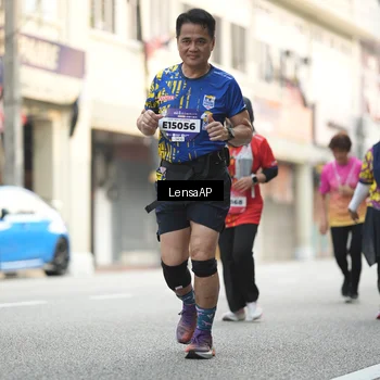 Runner Photo 5875142
