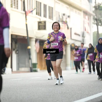 Runner Photo 5875163