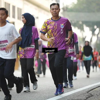 Runner Photo 5875192