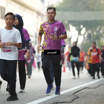 Runner Photo 5875195