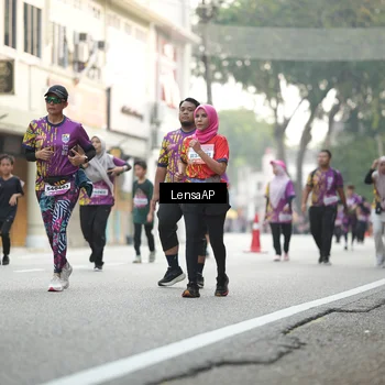 Runner Photo 5875268