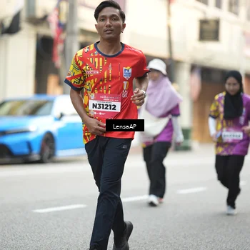Runner Photo 5875288
