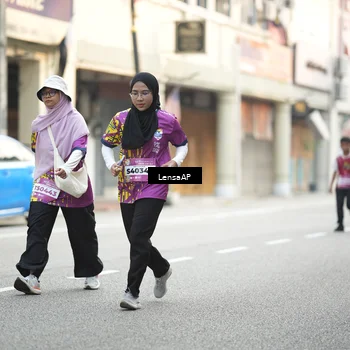 Runner Photo 5875293