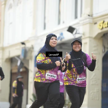 Runner Photo 5875300