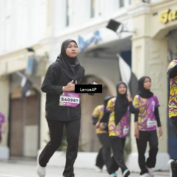 Runner Photo 5875304