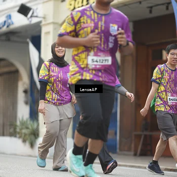 Runner Photo 5875335