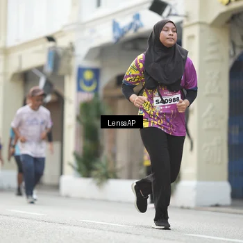 Runner Photo 5875351