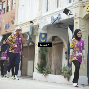 Runner Photo 5875471
