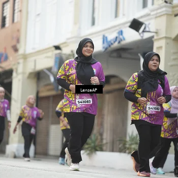 Runner Photo 5875873