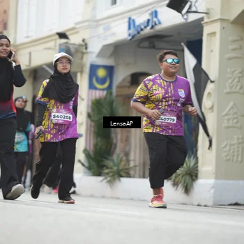Runner Photo 5875966
