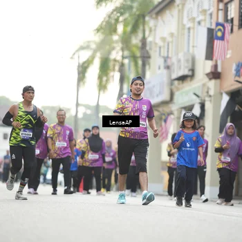 Runner Photo 5876003