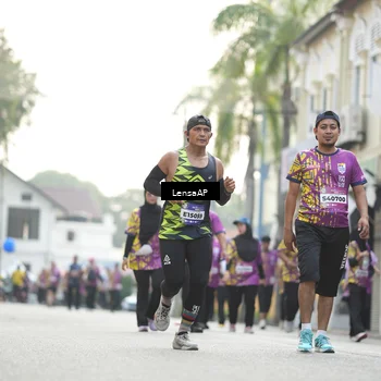 Runner Photo 5876006