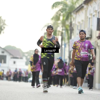 Runner Photo 5876008