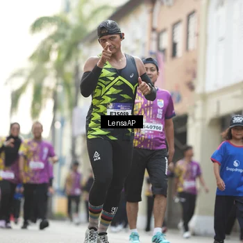 Runner Photo 5876015