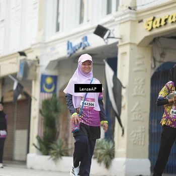 Runner Photo 5876025