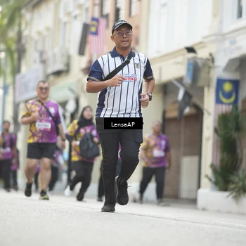 Runner Photo 5876061