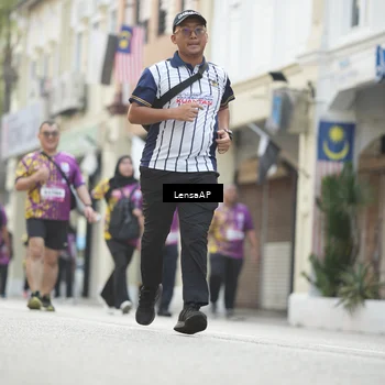 Runner Photo 5876063