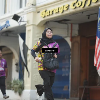 Runner Photo 5876071