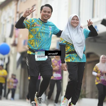 Runner Photo 5876109
