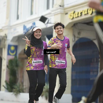 Runner Photo 5876110