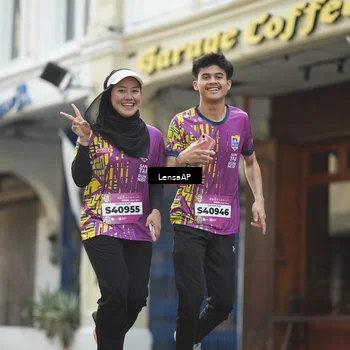 Runner Photo 5876115