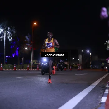 Runner Photo 5876152