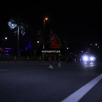 Runner Photo 5876165