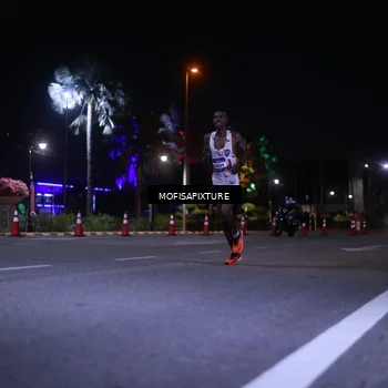 Runner Photo 5876170