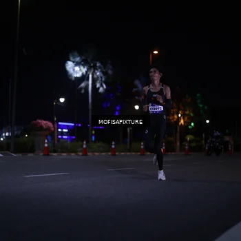 Runner Photo 5876196