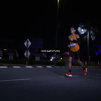 Runner Photo 5876224