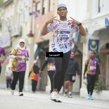 Runner Photo 5876257