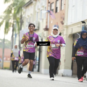 Runner Photo 5876263