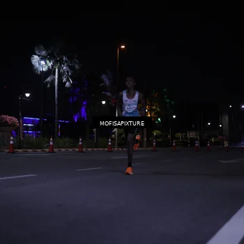 Runner Photo 5876281