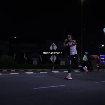 Runner Photo 5876314