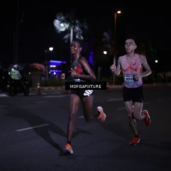 Runner Photo 5876320