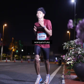 Runner Photo 5876322