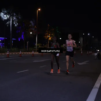 Runner Photo 5876328