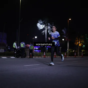 Runner Photo 5876335