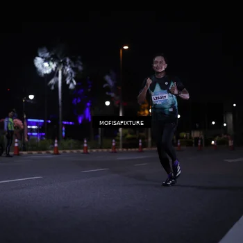 Runner Photo 5876359